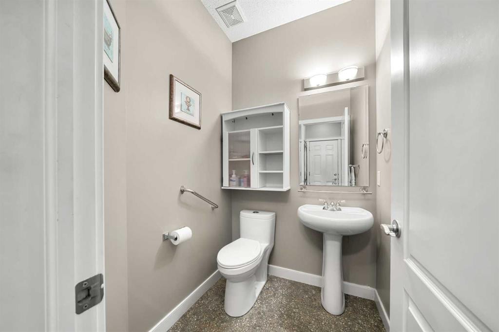 87 Brightonstone Gardens Se, Calgary, AB