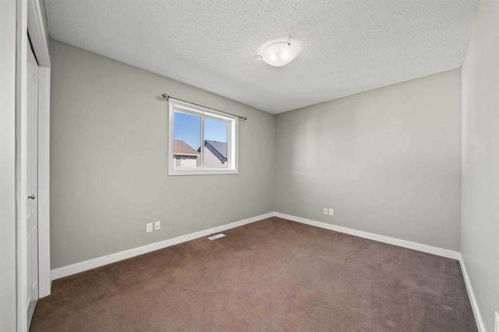 87 Brightonstone Gardens Se, Calgary, AB