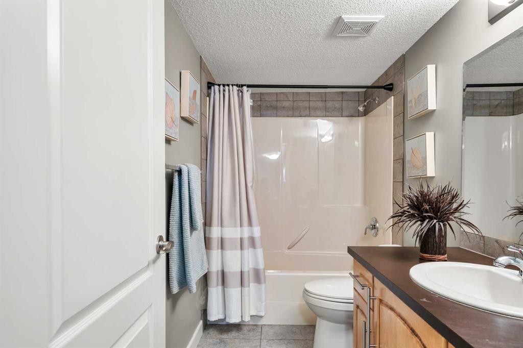 87 Brightonstone Gardens Se, Calgary, AB