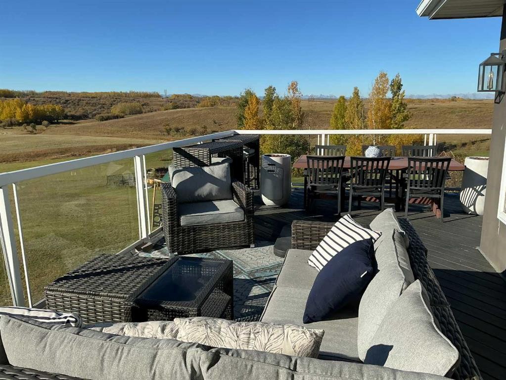 79 Country Lane, Rural Rocky View County, AB