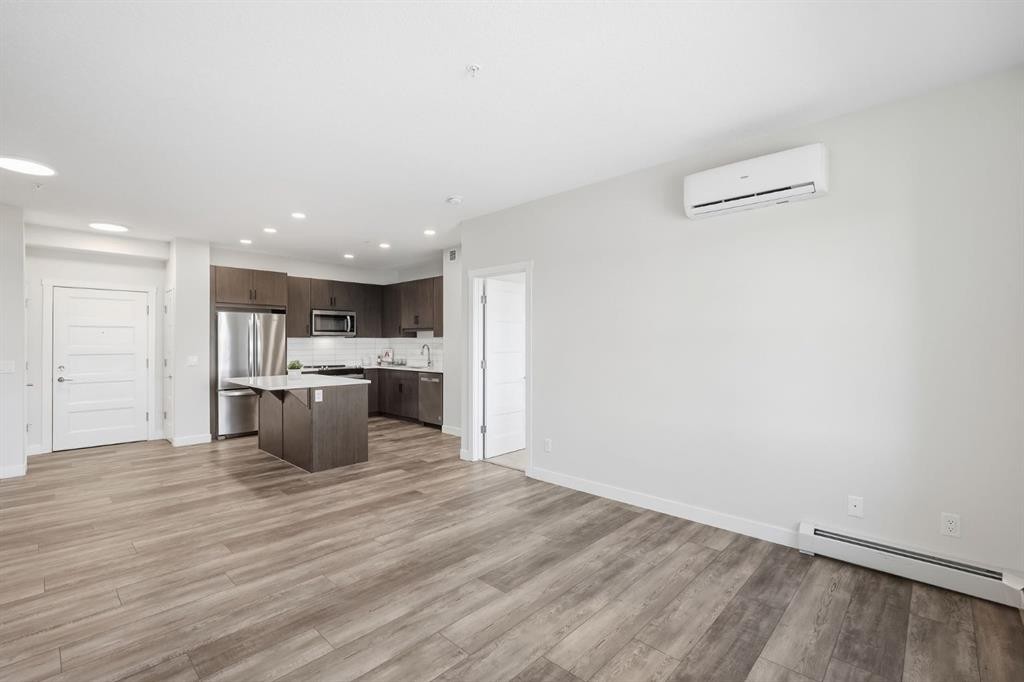 301-55 Wolf Hollow Crescent Se, Calgary, AB