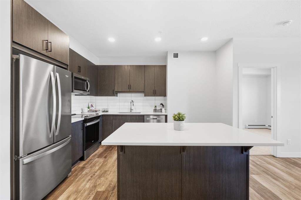 301-55 Wolf Hollow Crescent Se, Calgary, AB