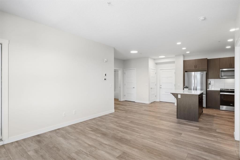 301-55 Wolf Hollow Crescent Se, Calgary, AB