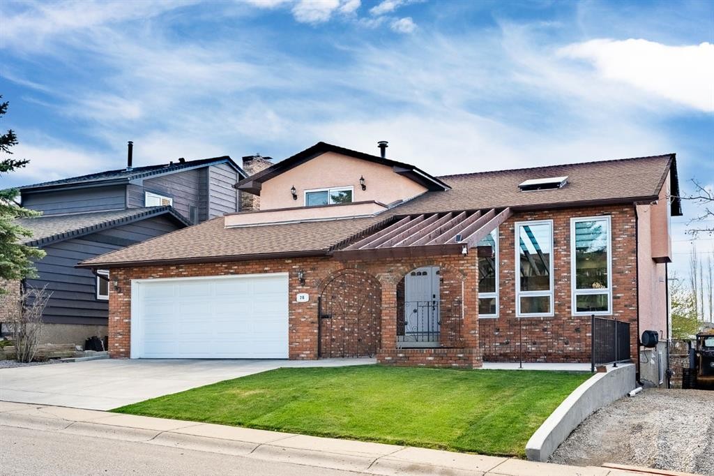 76 Beaconsfield Way Nw, Calgary, AB