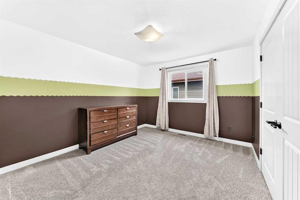 15 Towers Close, Red Deer, AB