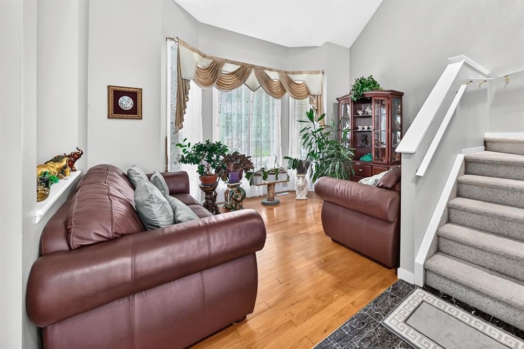 159 Erin Grove Se, Calgary, AB