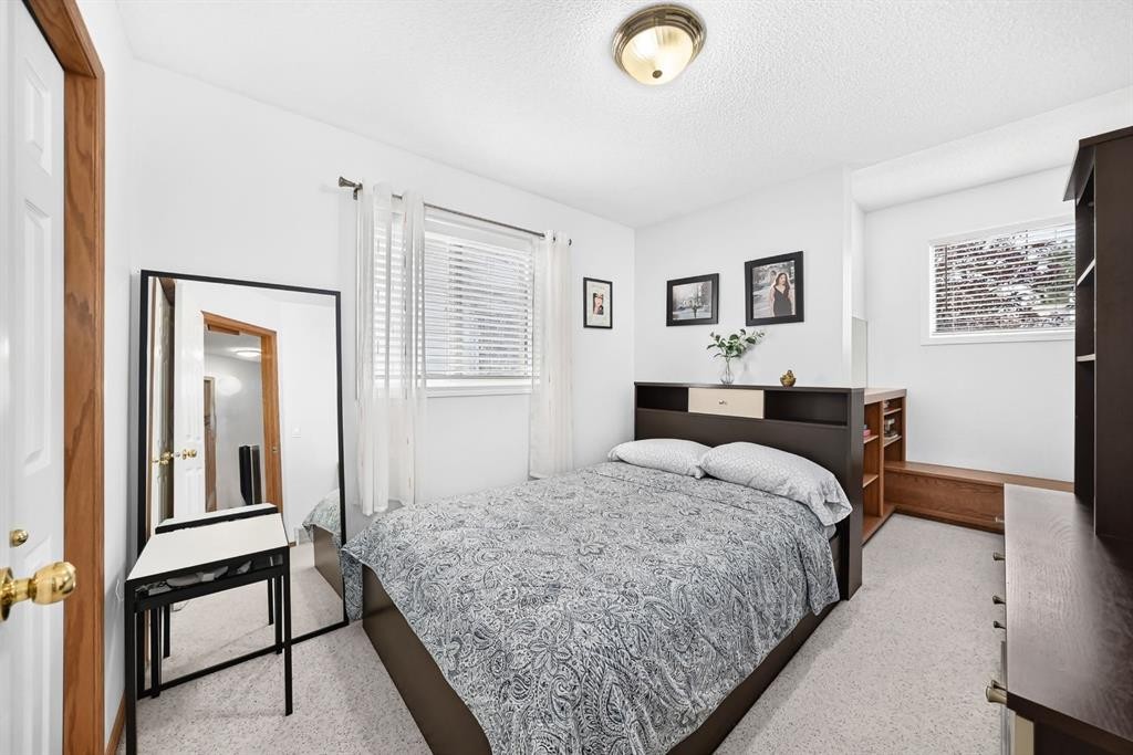 159 Erin Grove Se, Calgary, AB