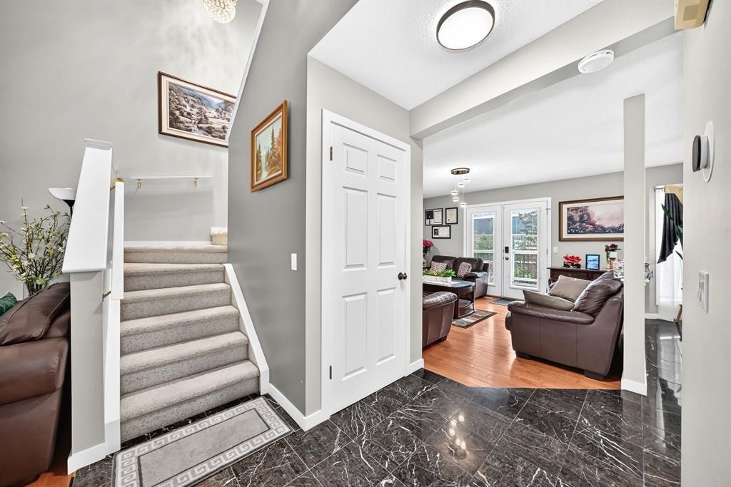 159 Erin Grove Se, Calgary, AB