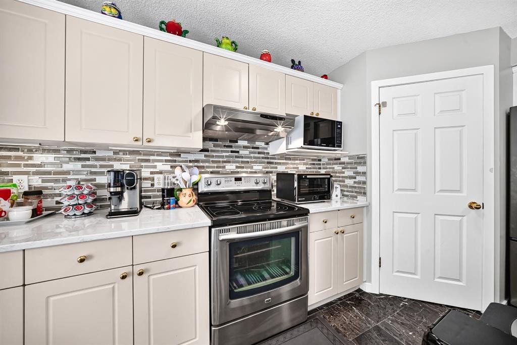159 Erin Grove Se, Calgary, AB
