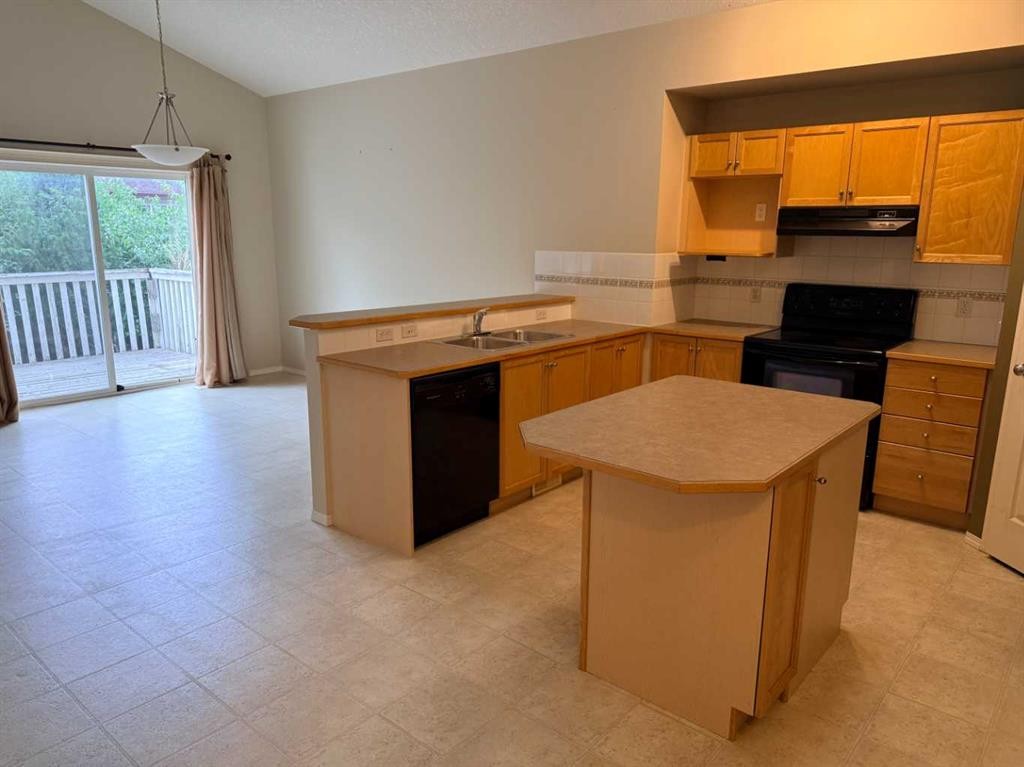 61 Everwoods Close Sw, Calgary, AB