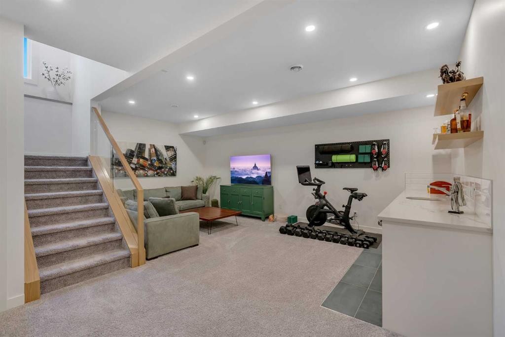 5215 4A Street Sw, Calgary, AB