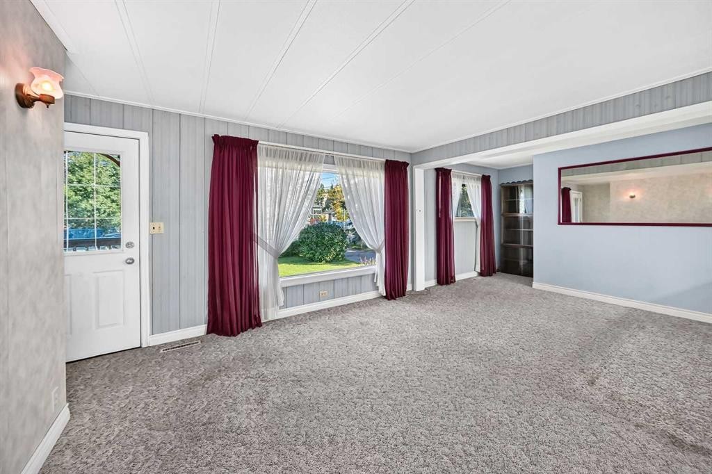 7219 Bow Crescent Nw, Calgary, AB