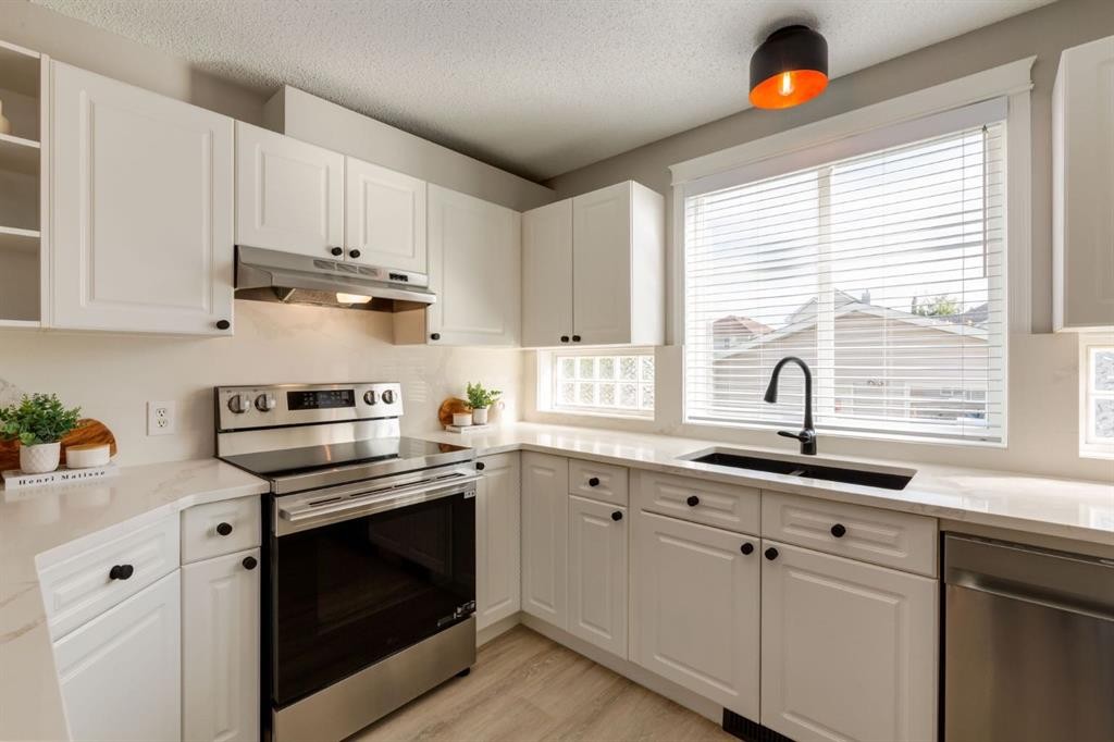 241 Tuscany Drive Nw, Calgary, AB