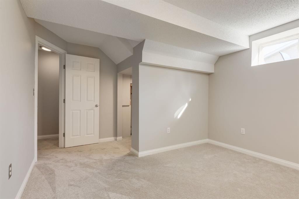 241 Tuscany Drive Nw, Calgary, AB