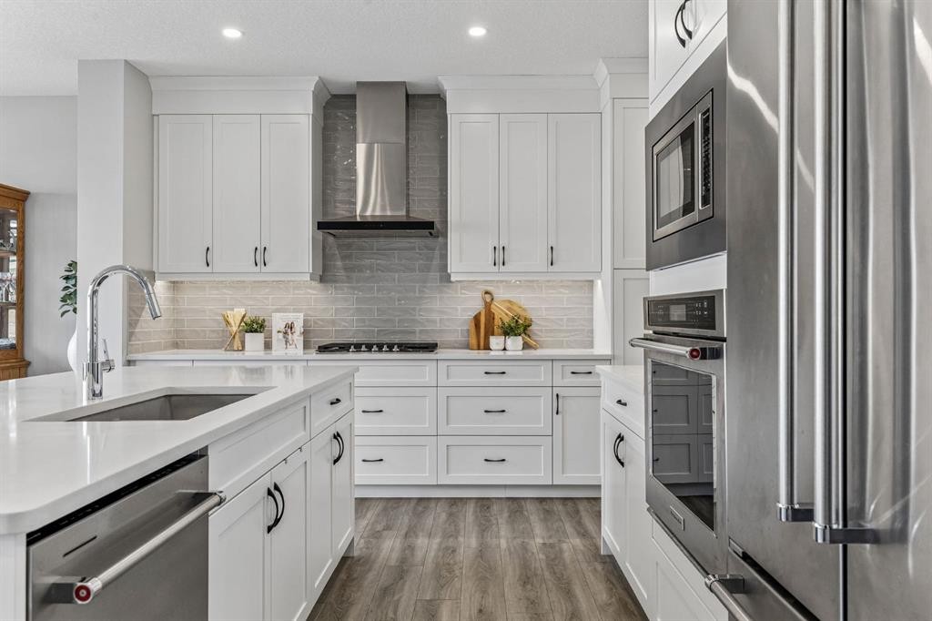 264 Riviera Way, Cochrane, AB