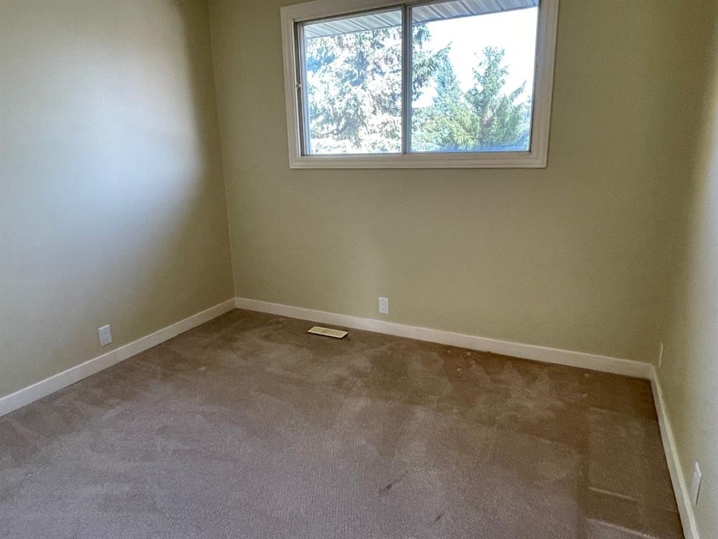 247 Bracewood Road Sw, Calgary, AB