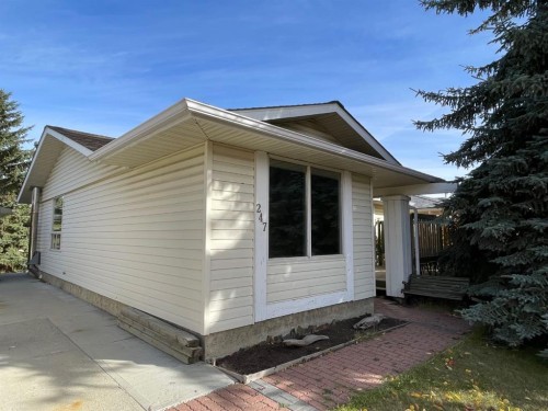 247 Bracewood Road Sw, Calgary, AB 