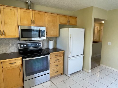 247 Bracewood Road Sw, Calgary, AB 