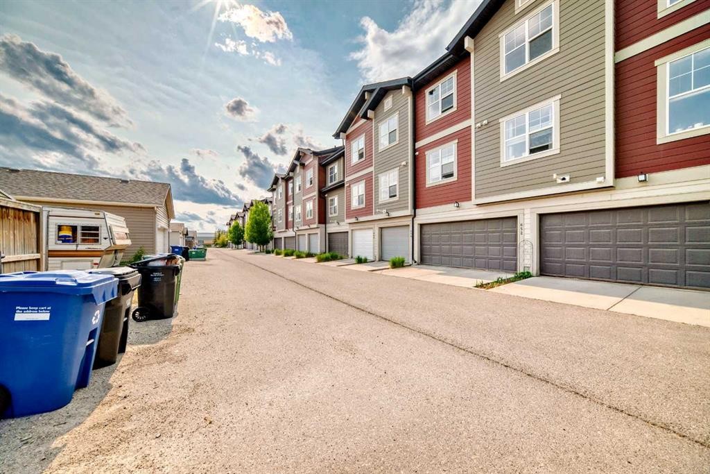 652 Cranford Walk Se, Calgary, AB