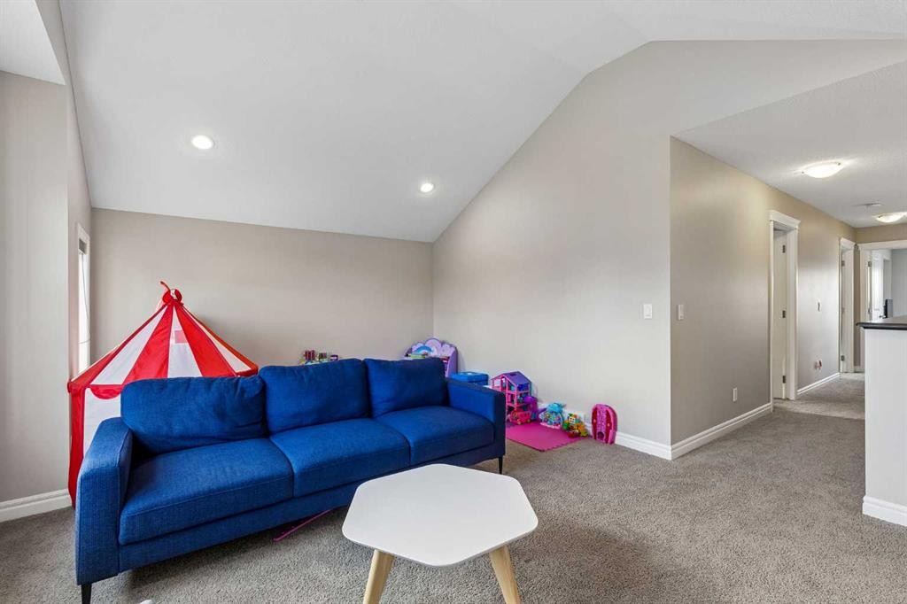 36 Sage Berry Link Nw, Calgary, AB