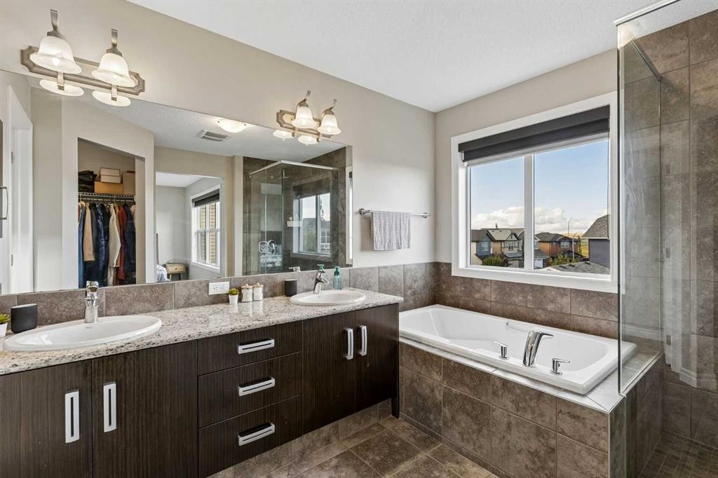 36 Sage Berry Link Nw, Calgary, AB