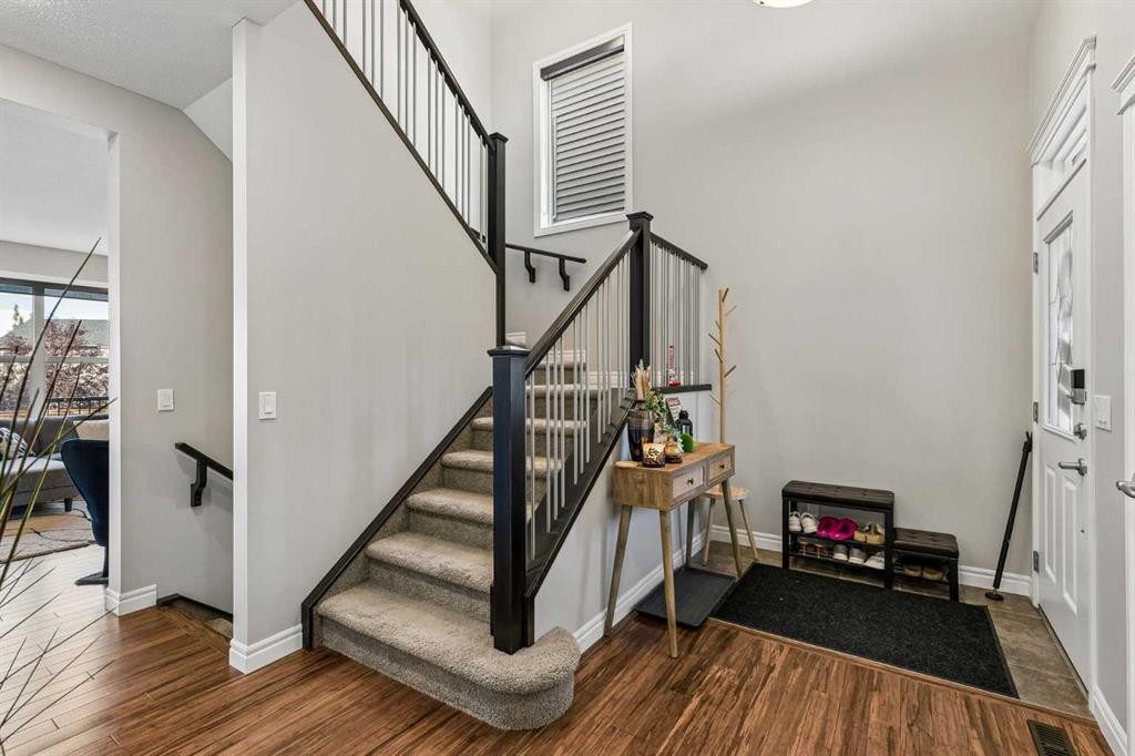 36 Sage Berry Link Nw, Calgary, AB