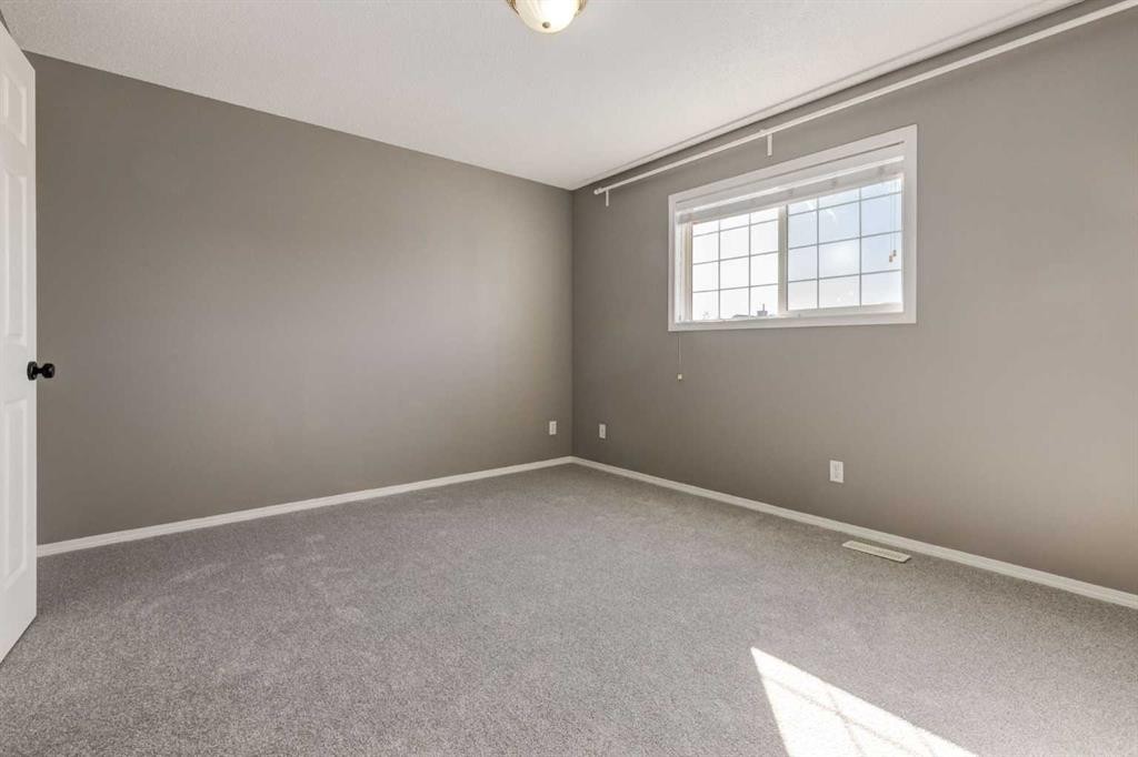87 Royal Elm Way Nw, Calgary, AB