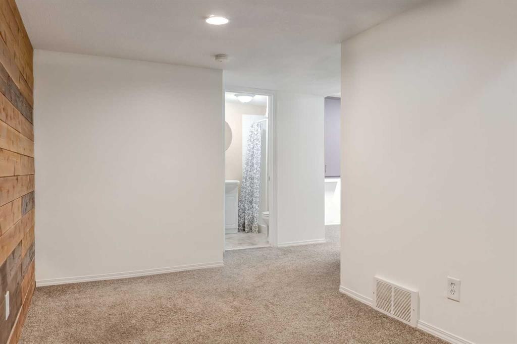 87 Royal Elm Way Nw, Calgary, AB