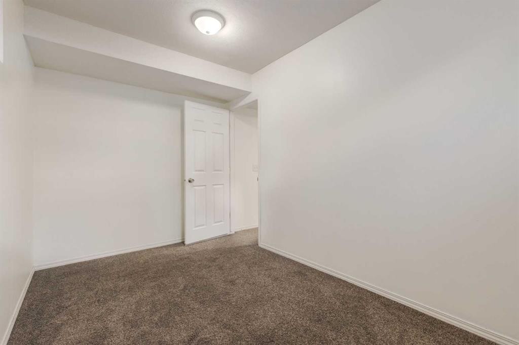 87 Royal Elm Way Nw, Calgary, AB
