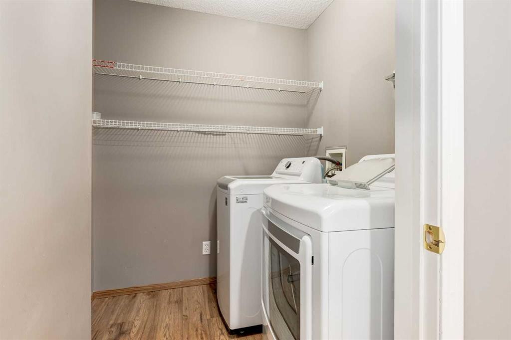 87 Royal Elm Way Nw, Calgary, AB