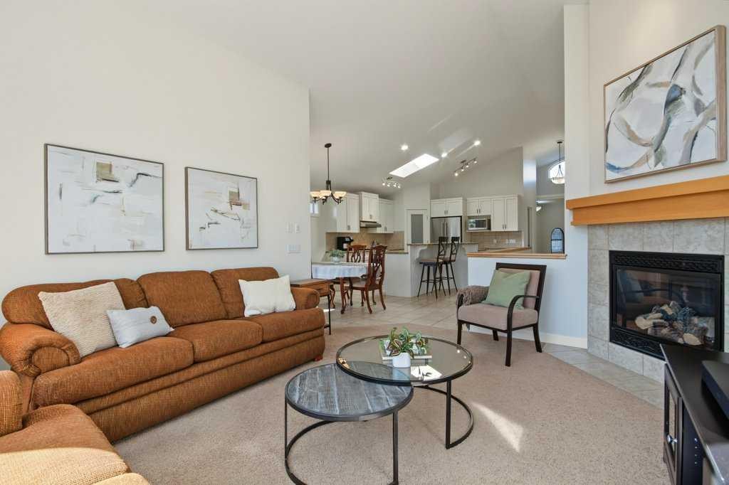 162 Brightonstone Landing Se, Calgary, AB