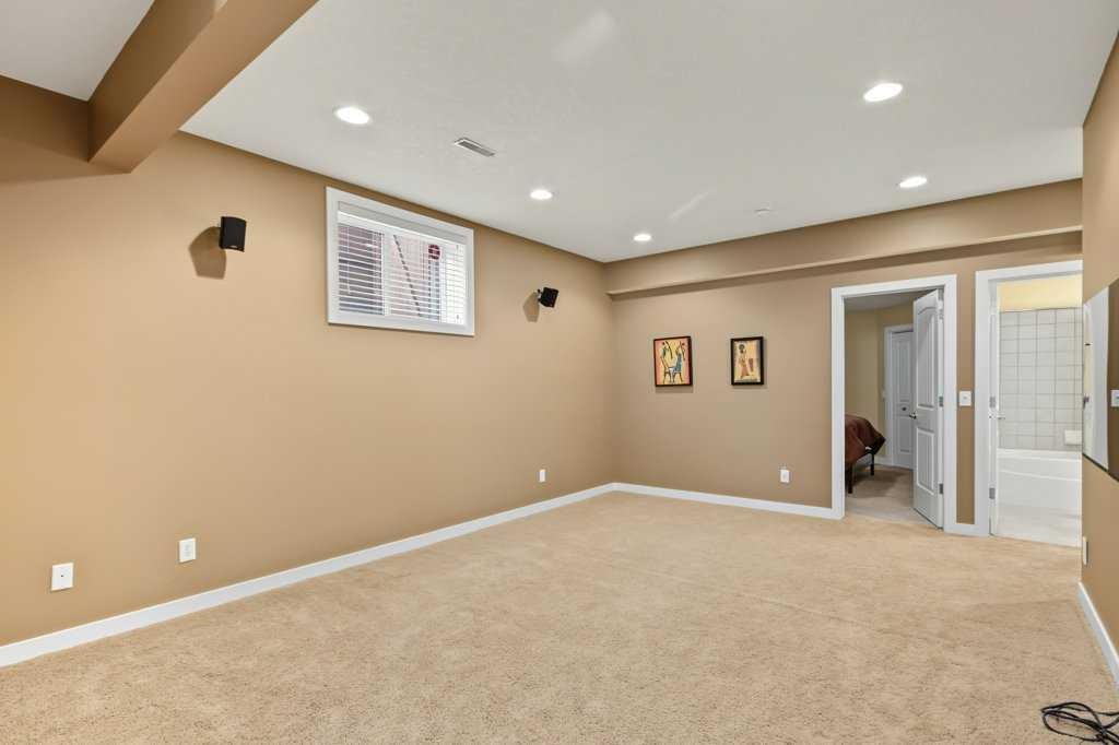 162 Brightonstone Landing Se, Calgary, AB