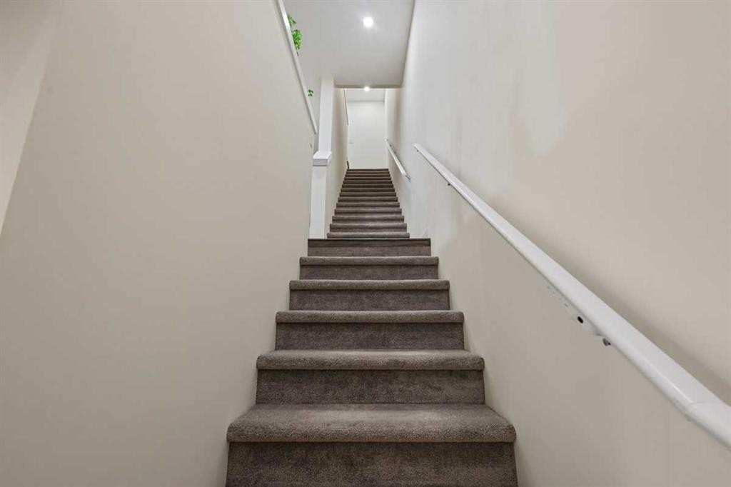 58 Evanscrest Court Nw, Calgary, AB