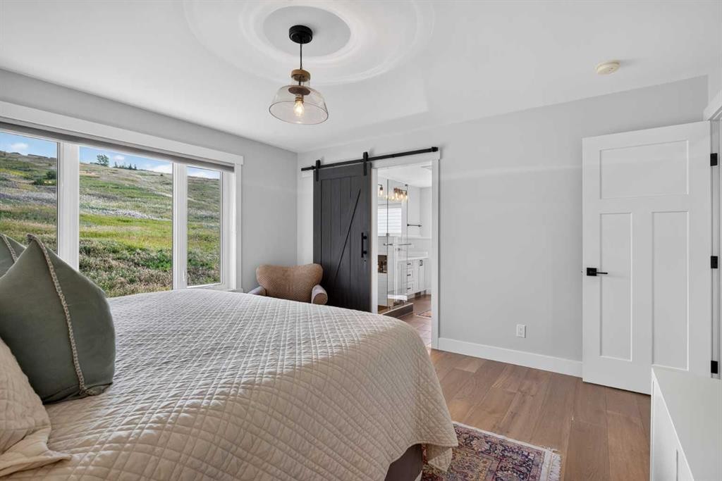 113 Hidden Creek Park Nw, Calgary, AB