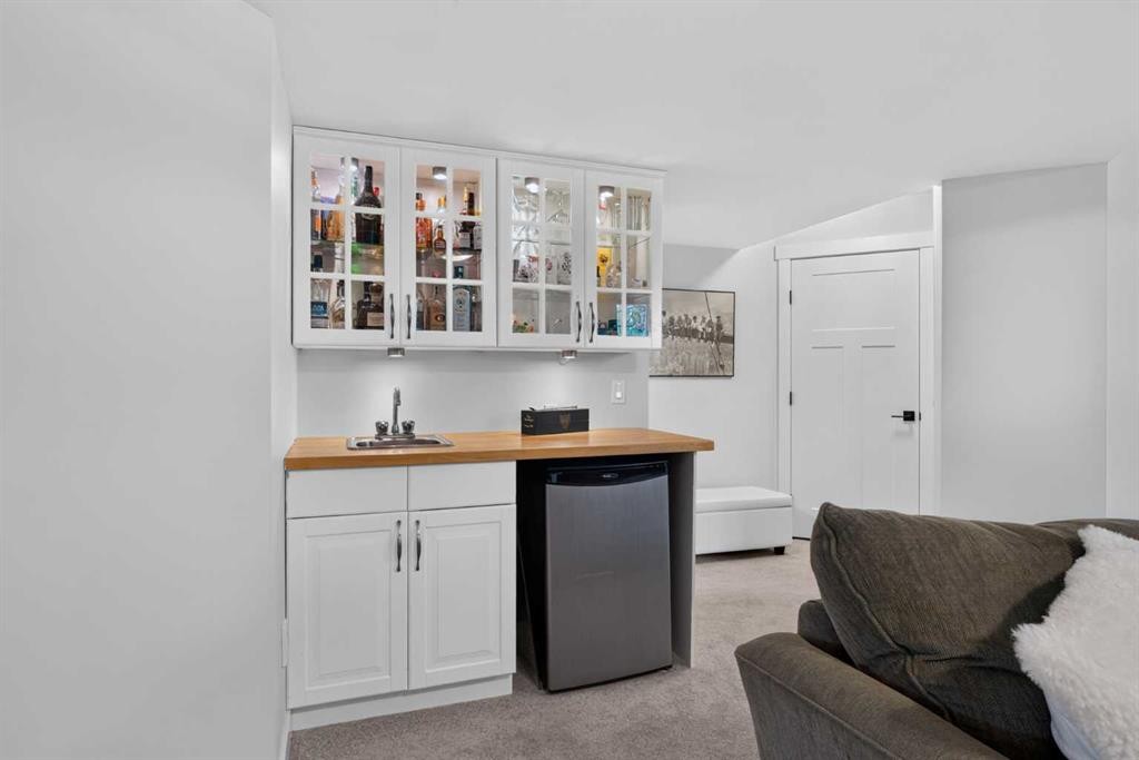 113 Hidden Creek Park Nw, Calgary, AB
