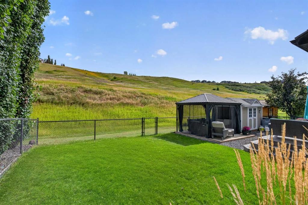 113 Hidden Creek Park Nw, Calgary, AB