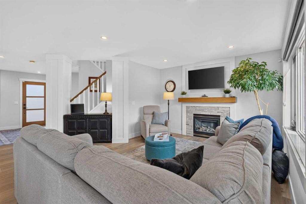 113 Hidden Creek Park Nw, Calgary, AB