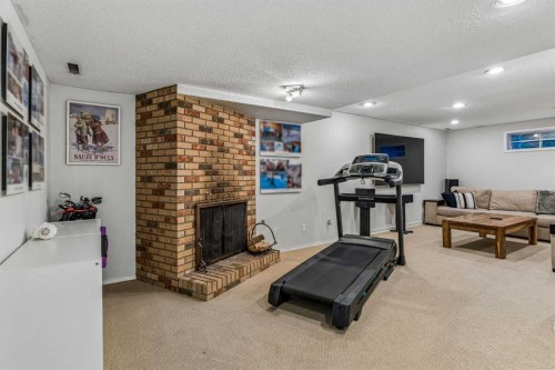 9956 Patton Road Sw, Calgary, AB 