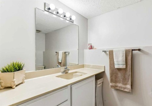 9956 Patton Road Sw, Calgary, AB 