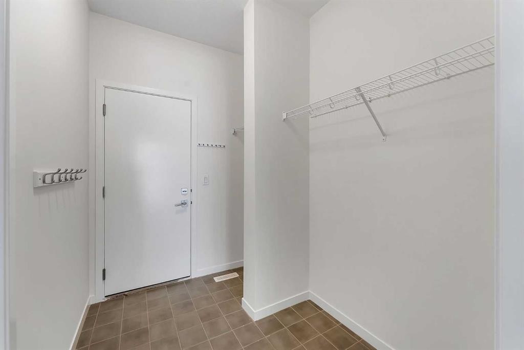 31 Corner Meadows Grove Ne, Calgary, AB