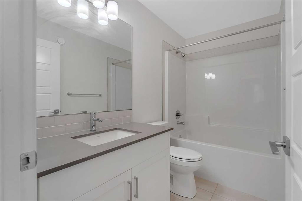 31 Corner Meadows Grove Ne, Calgary, AB