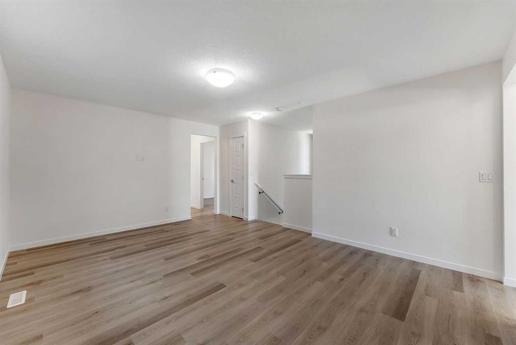 31 Corner Meadows Grove Ne, Calgary, AB