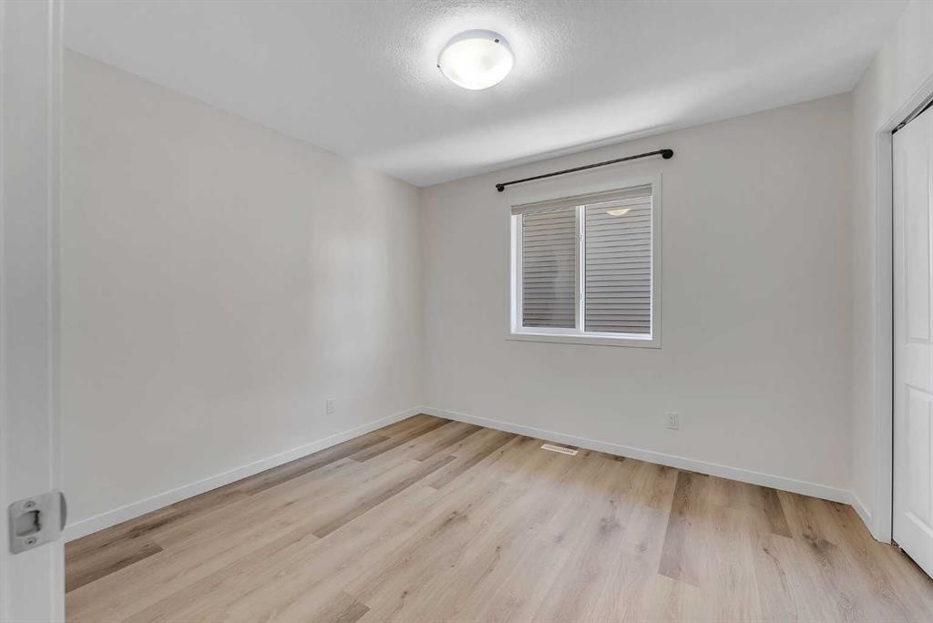 31 Corner Meadows Grove Ne, Calgary, AB