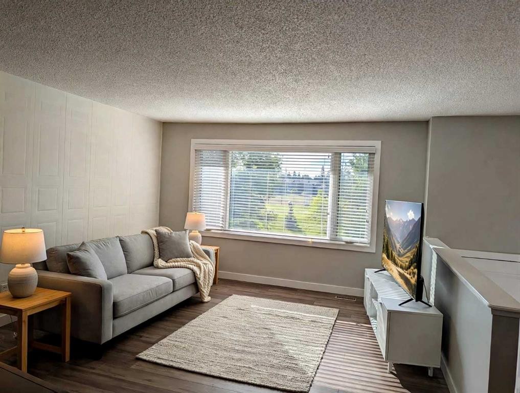 5972 Madigan Drive Ne, Calgary, AB