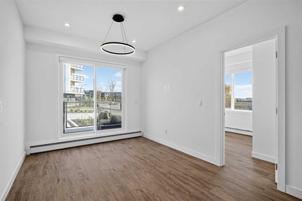 2120-265 Wolf Willow Boulevard Se, Calgary, AB
