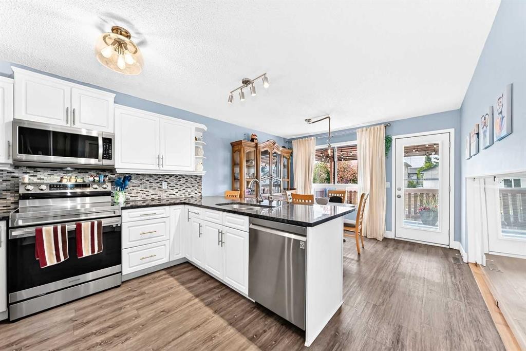 148 Creek Gardens Close Nw, Airdrie, AB