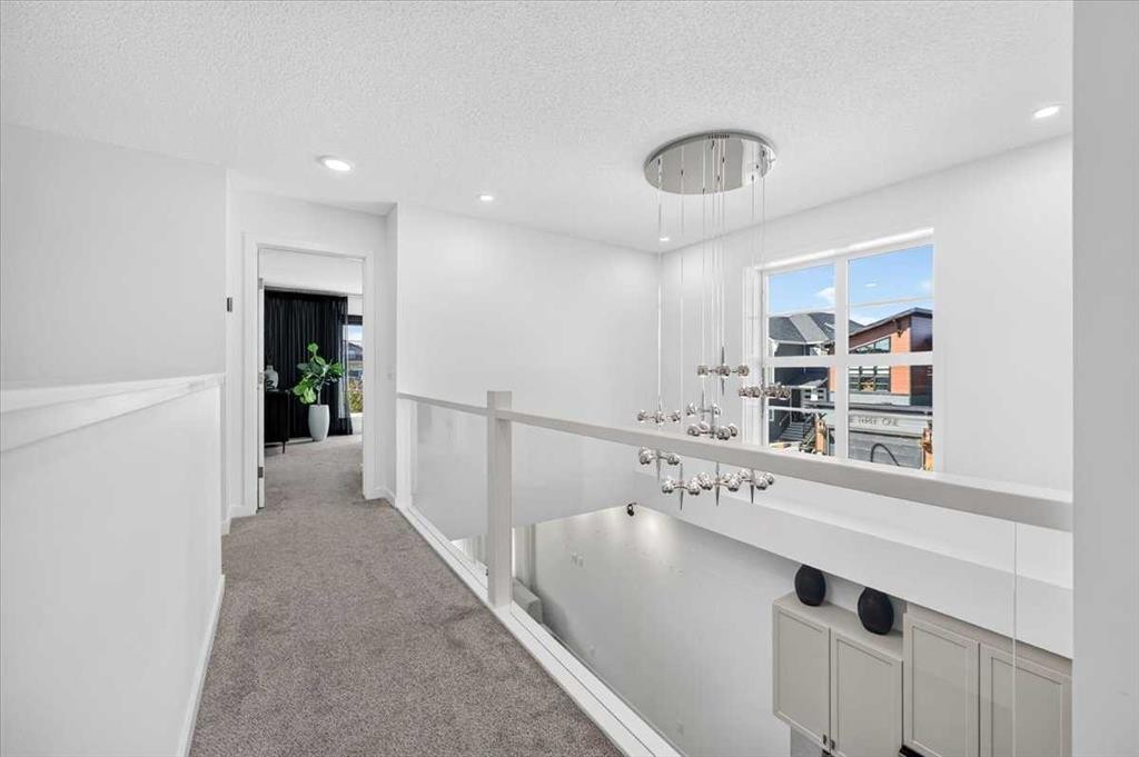 182 Mitchell Road Nw, Calgary, AB