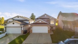 1541 Big Springs Way SEAirdrie, AB T4A 1N1