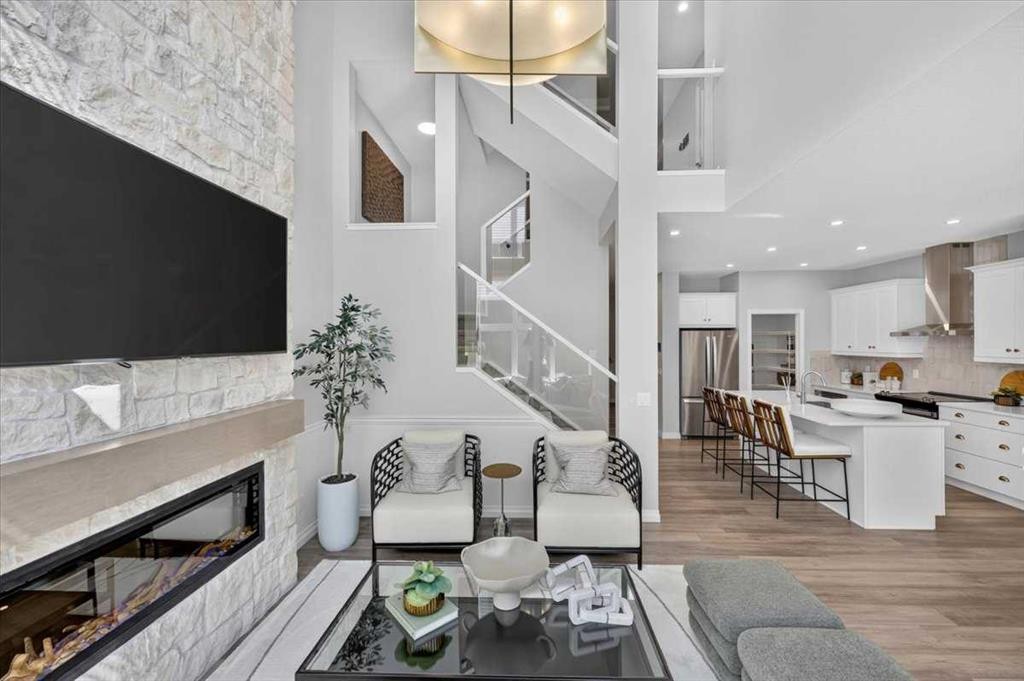 153 Mitchell Road Nw, Calgary, AB