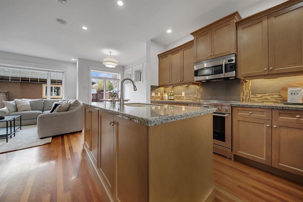 1010 19 Avenue Se, Calgary, AB